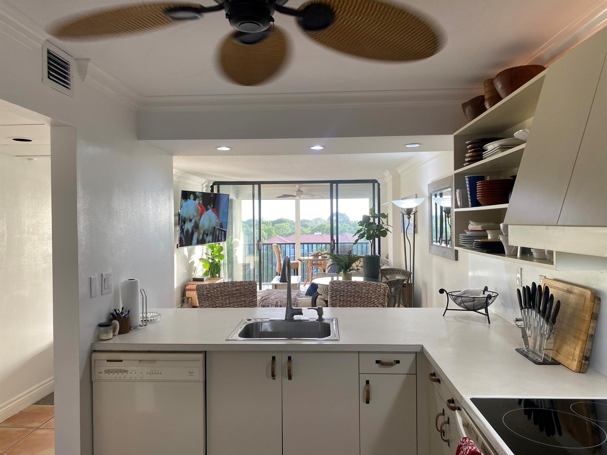 BOCA BAYOU VII CONDO UNIT - Residential Lease