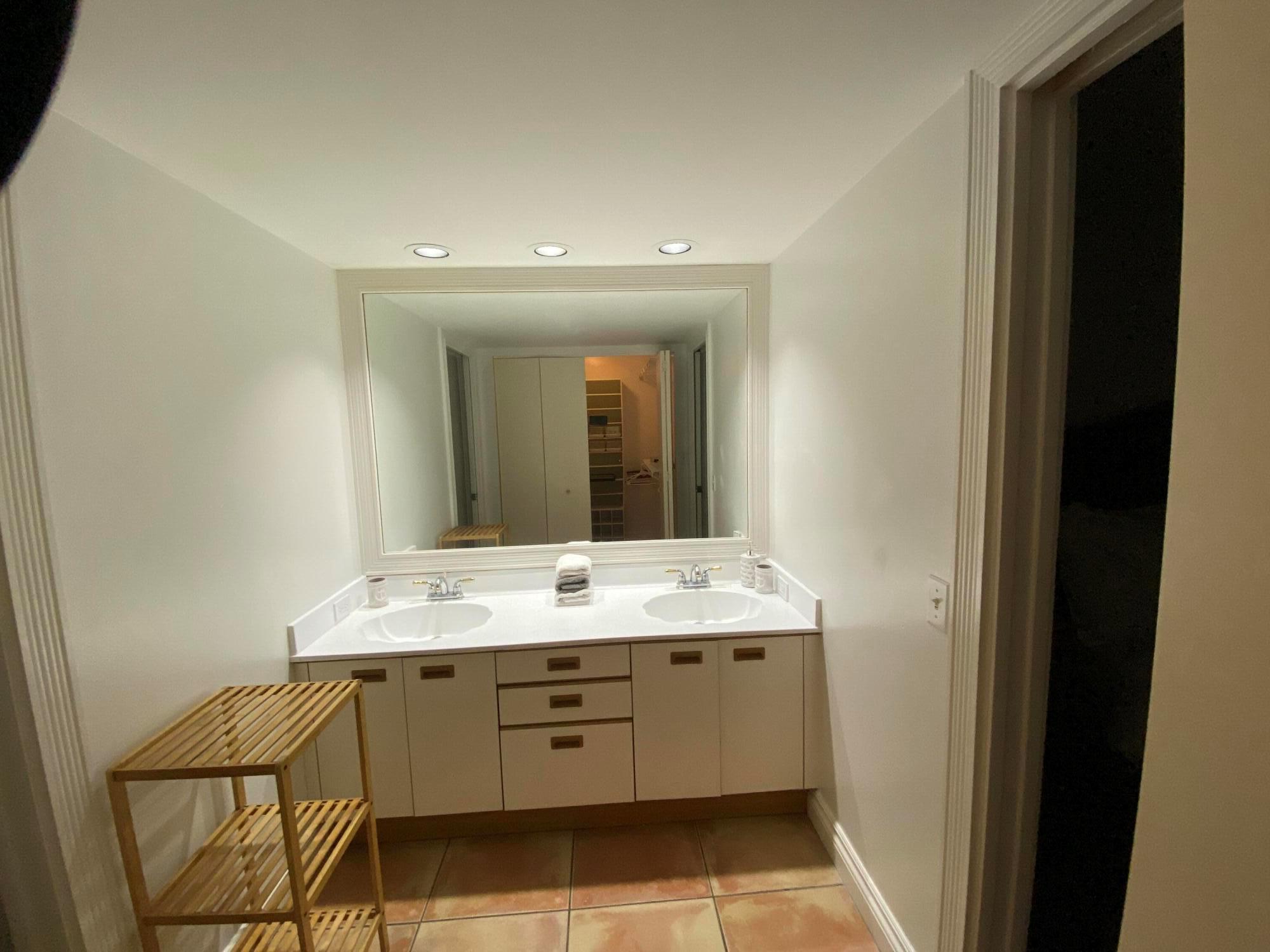 BOCA BAYOU VII CONDO UNIT - Residential Lease