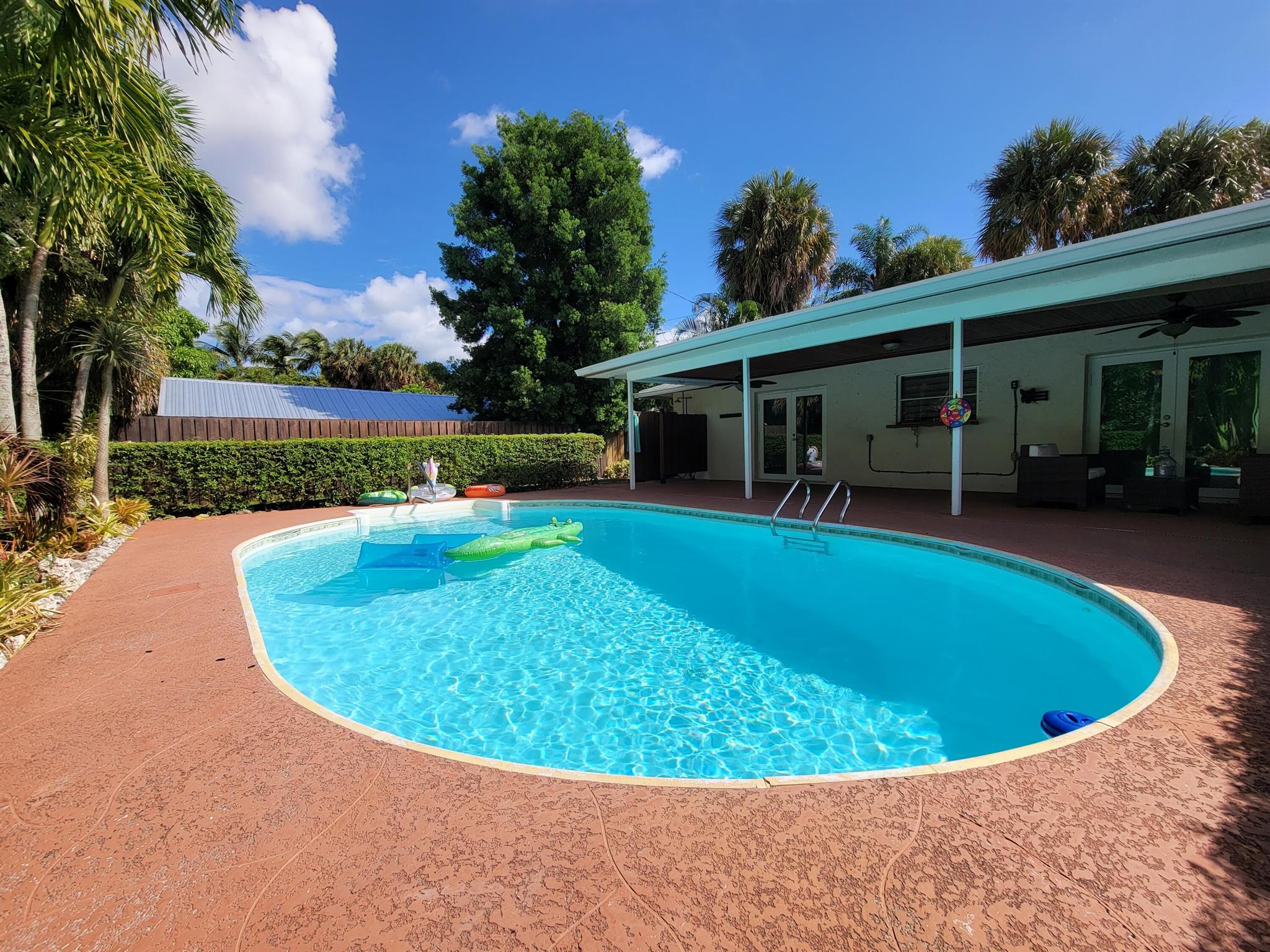 BAY ST LUCIE - Residential Lease