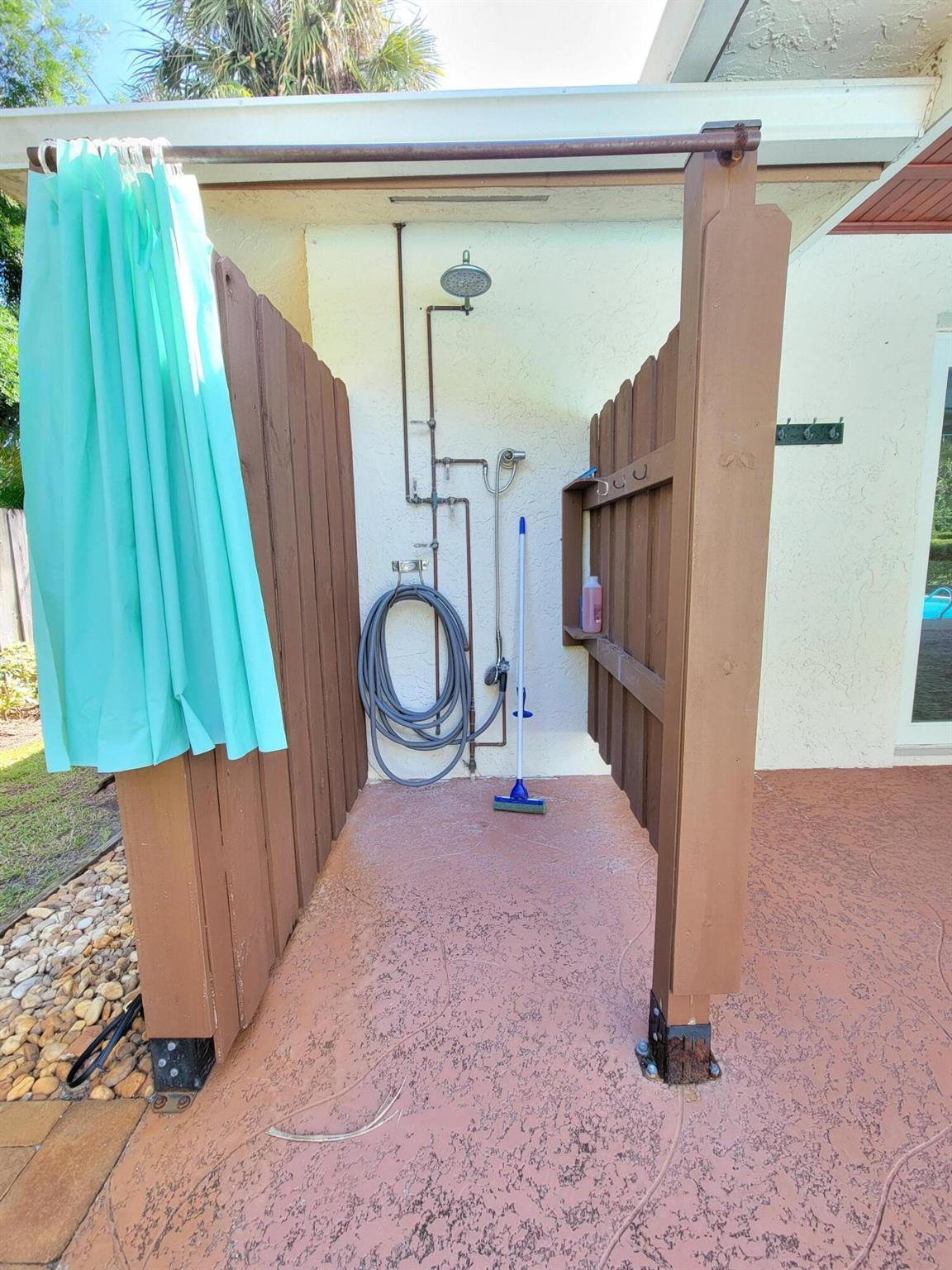 BAY ST LUCIE - Residential Lease