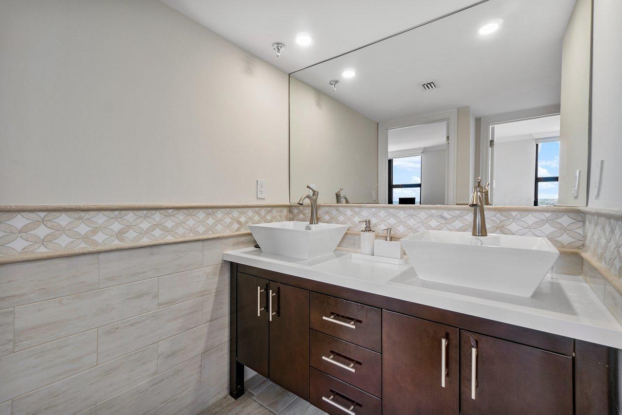 OCEAN TERRACE NORTH CONDO - Residential