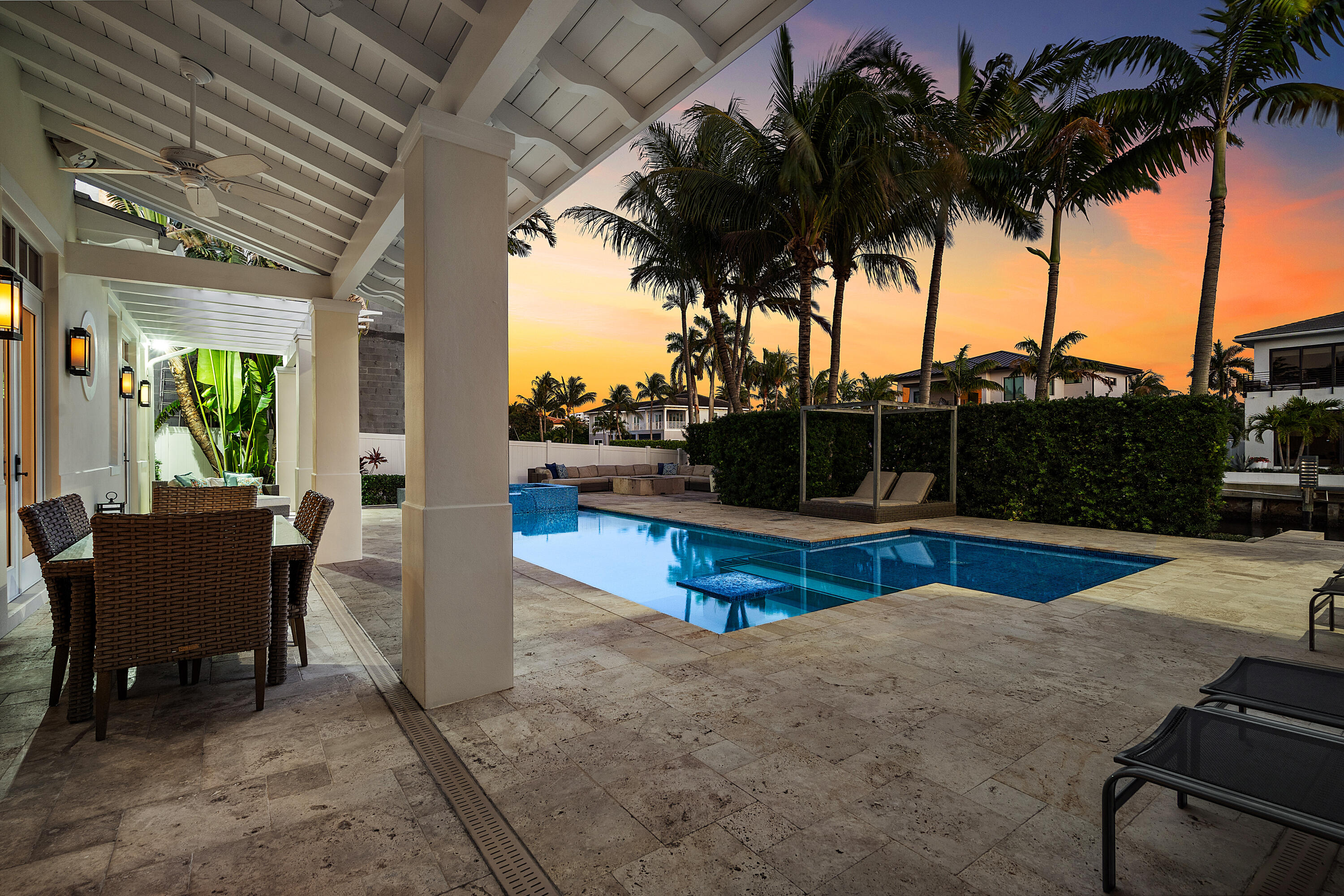 TROPIC ISLE - Residential