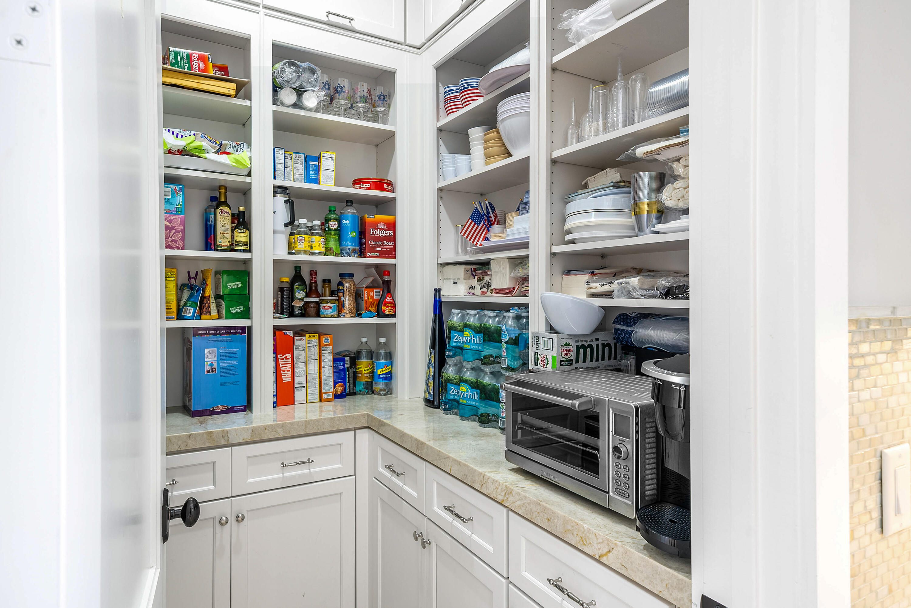 TROPIC ISLE - Residential