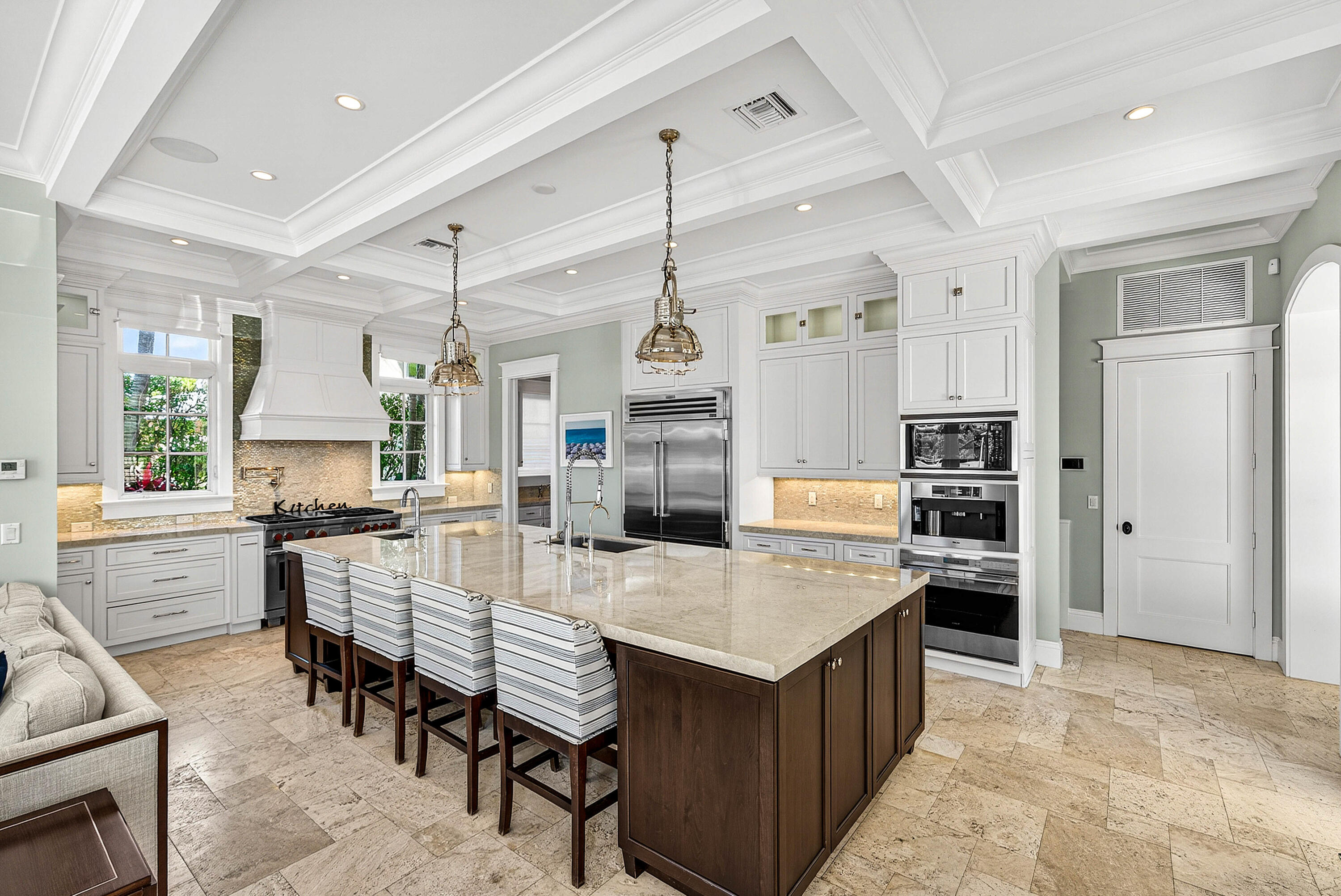 TROPIC ISLE - Residential