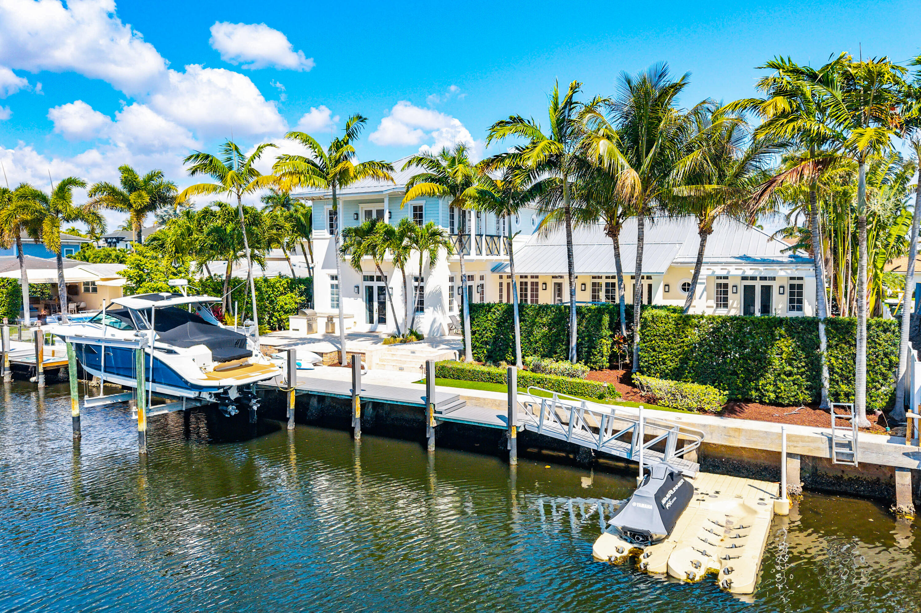 TROPIC ISLE - Residential