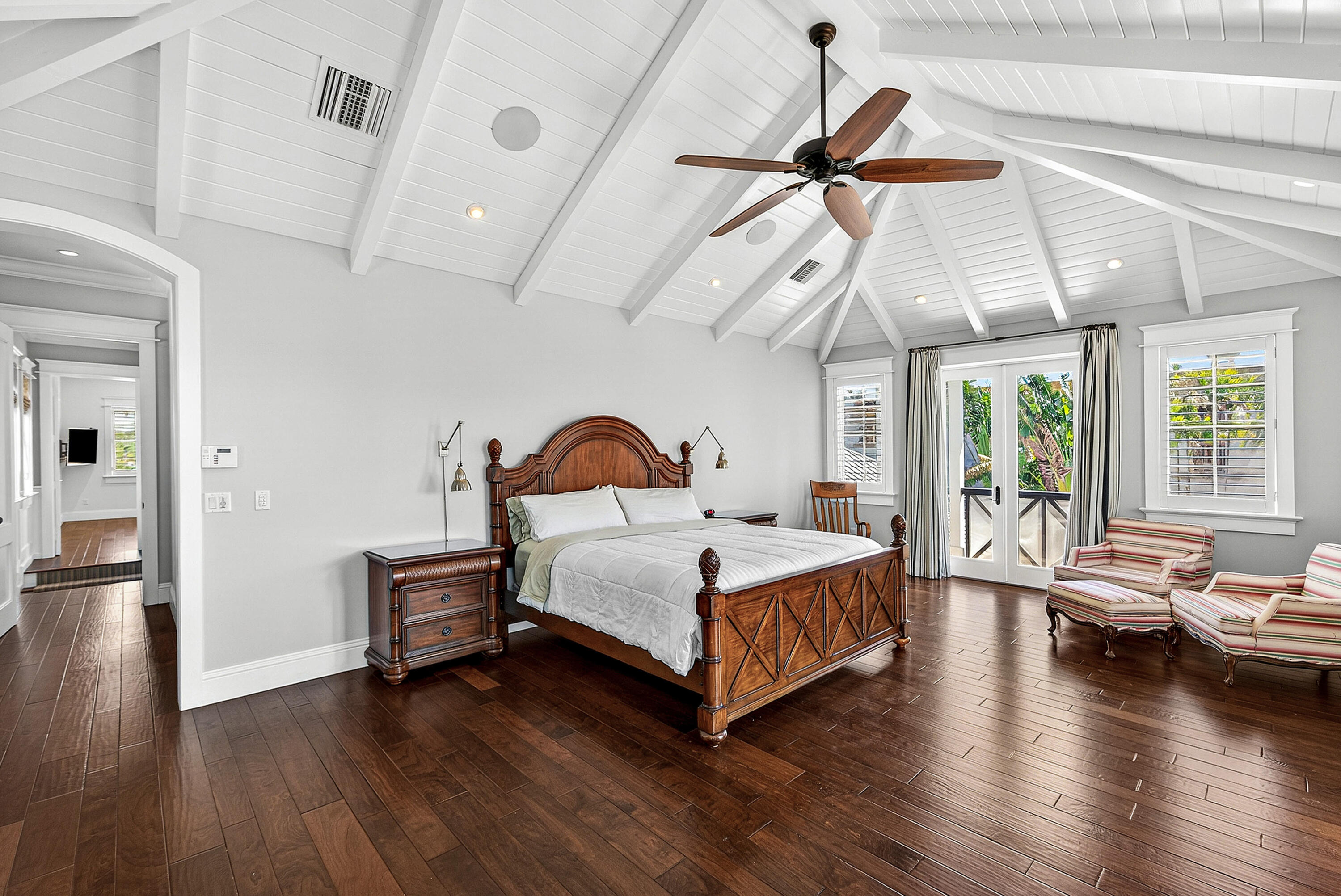 TROPIC ISLE - Residential