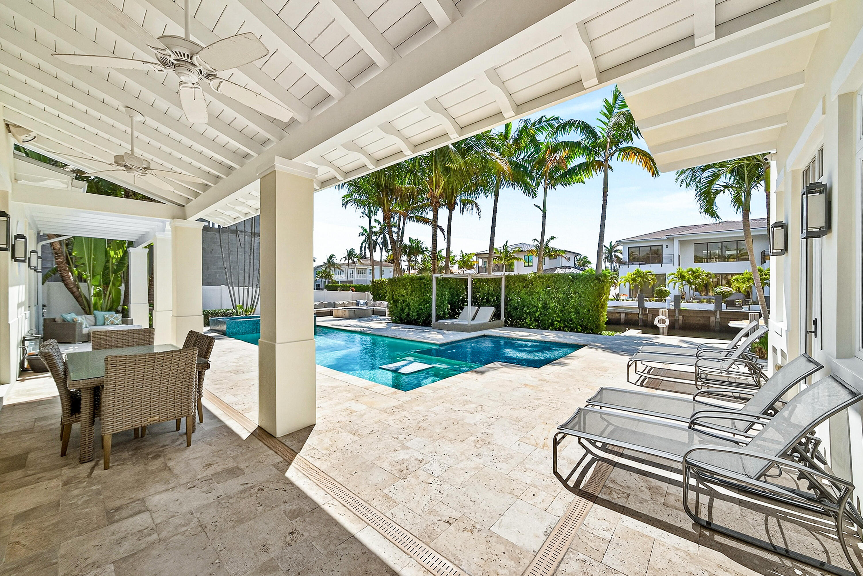 TROPIC ISLE - Residential