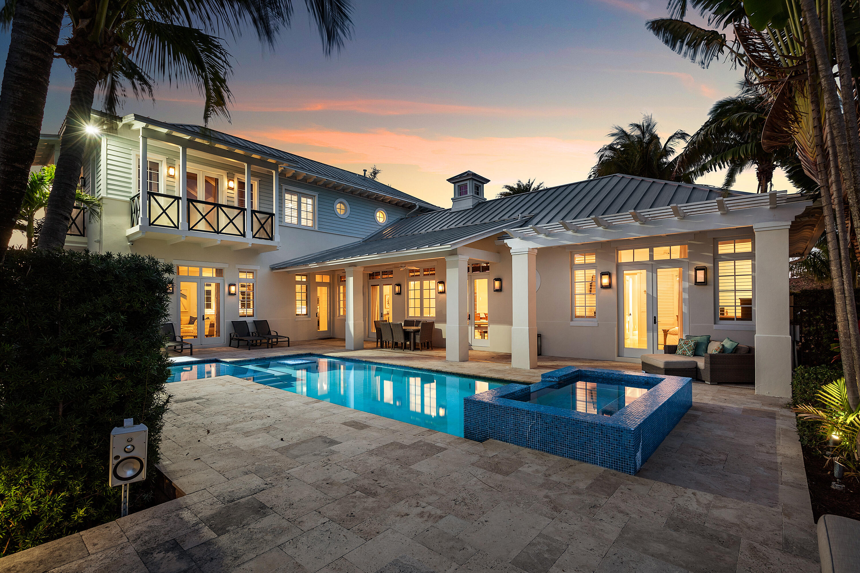 TROPIC ISLE - Residential