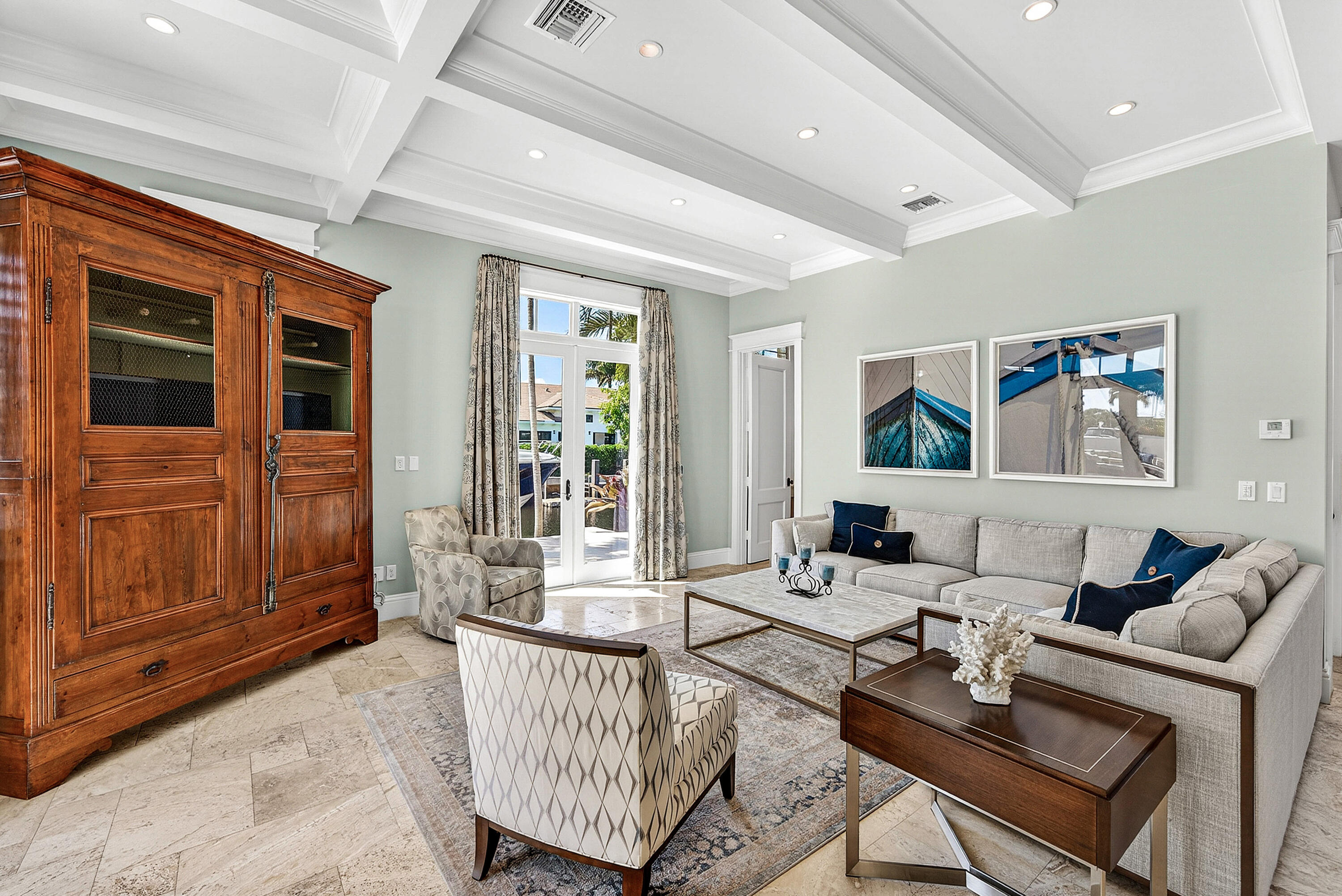 TROPIC ISLE - Residential