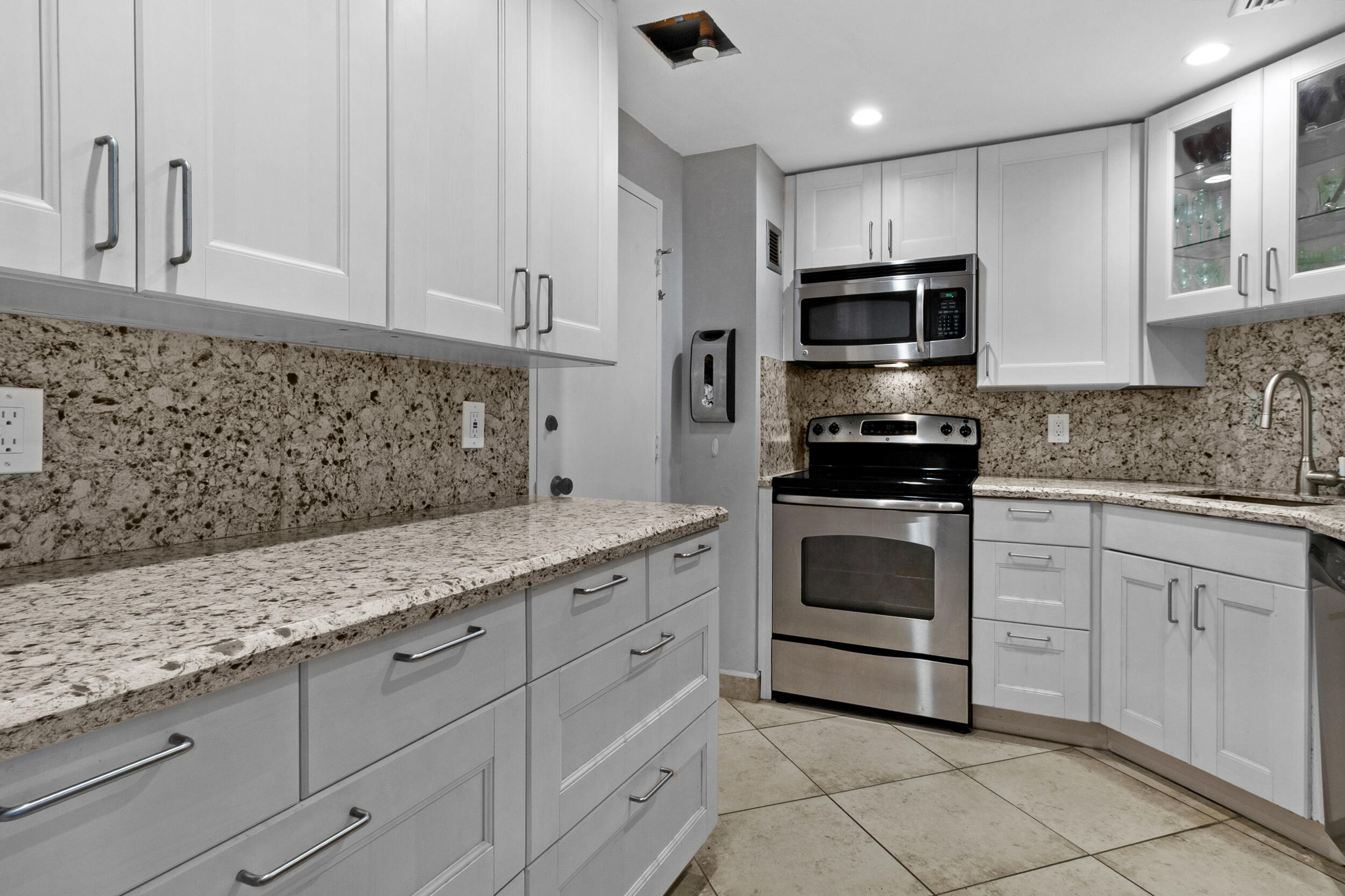 Sea Monarch - Residential