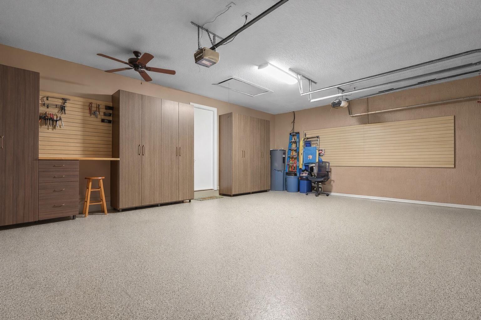 WYNDHAM LAKES CENTRAL - Residential