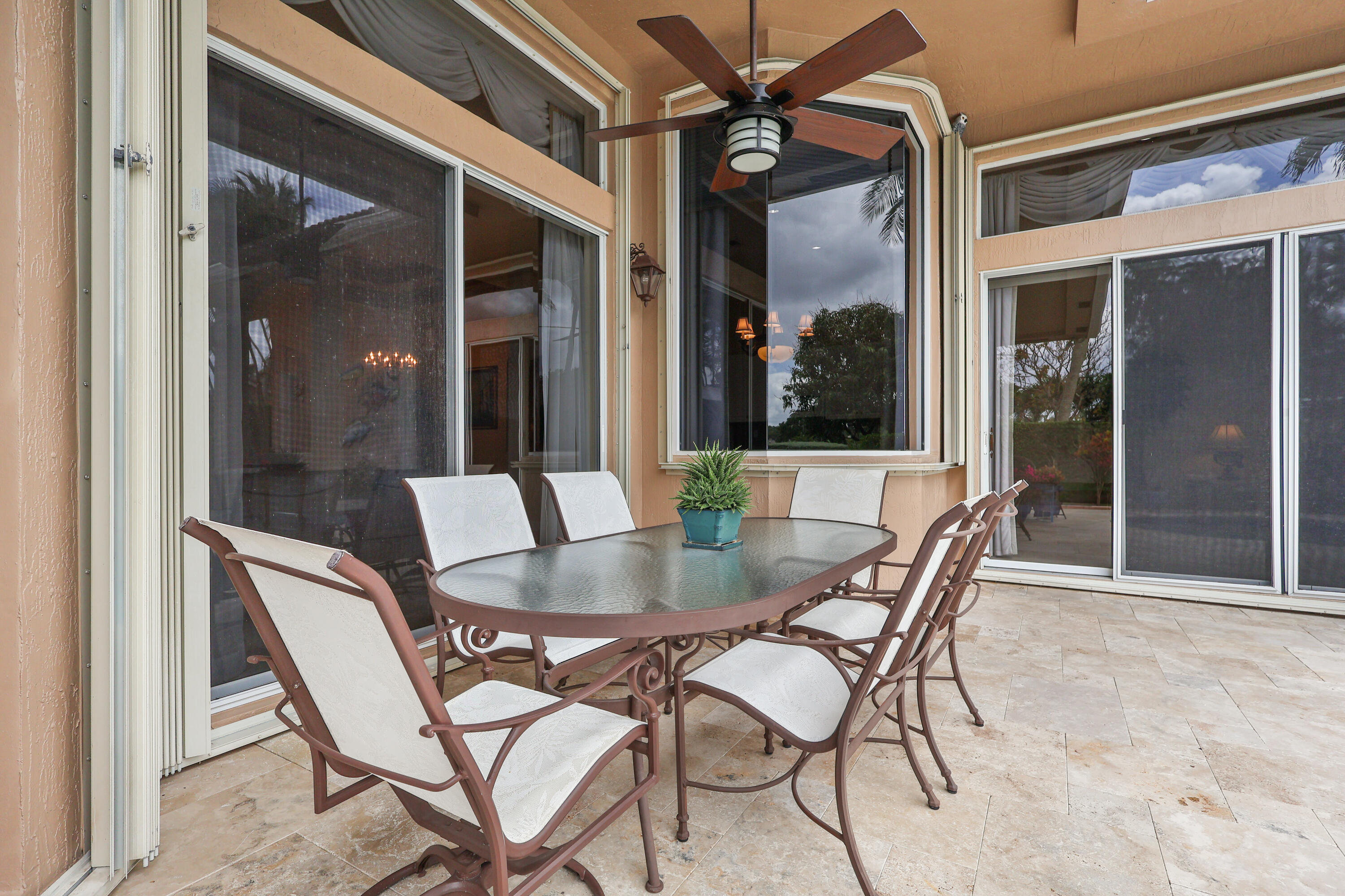 WYNDHAM LAKES CENTRAL - Residential