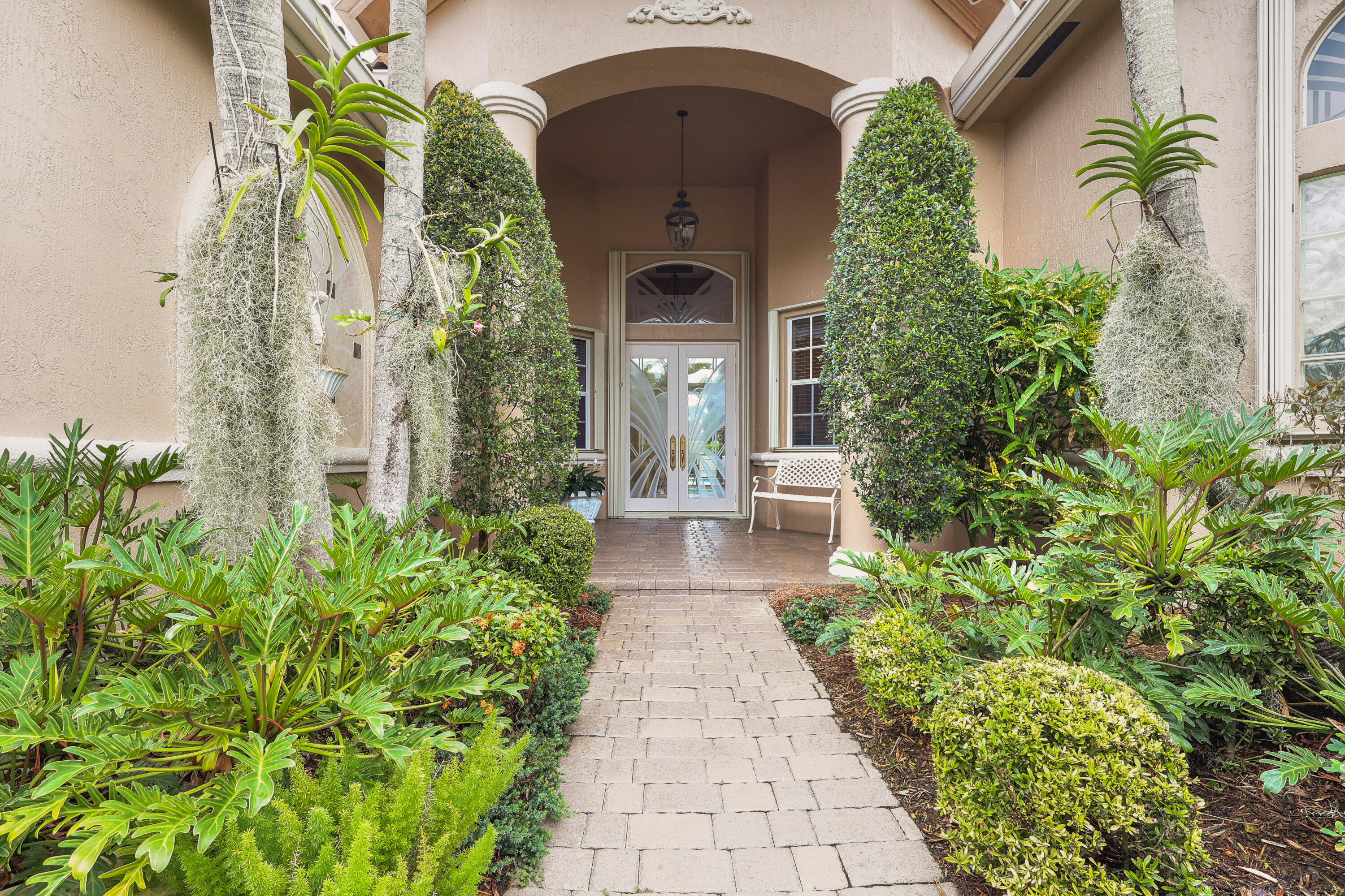 WYNDHAM LAKES CENTRAL - Residential