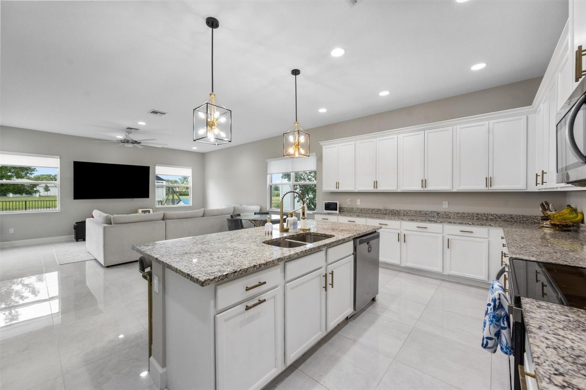 ORCHARDS OF WESTLAKE PHAS - Residential