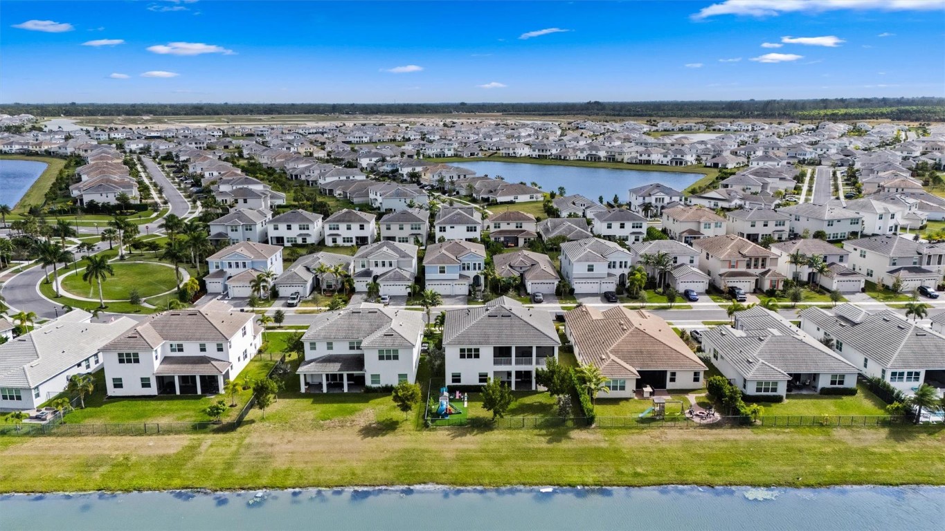 ORCHARDS OF WESTLAKE PHAS - Residential