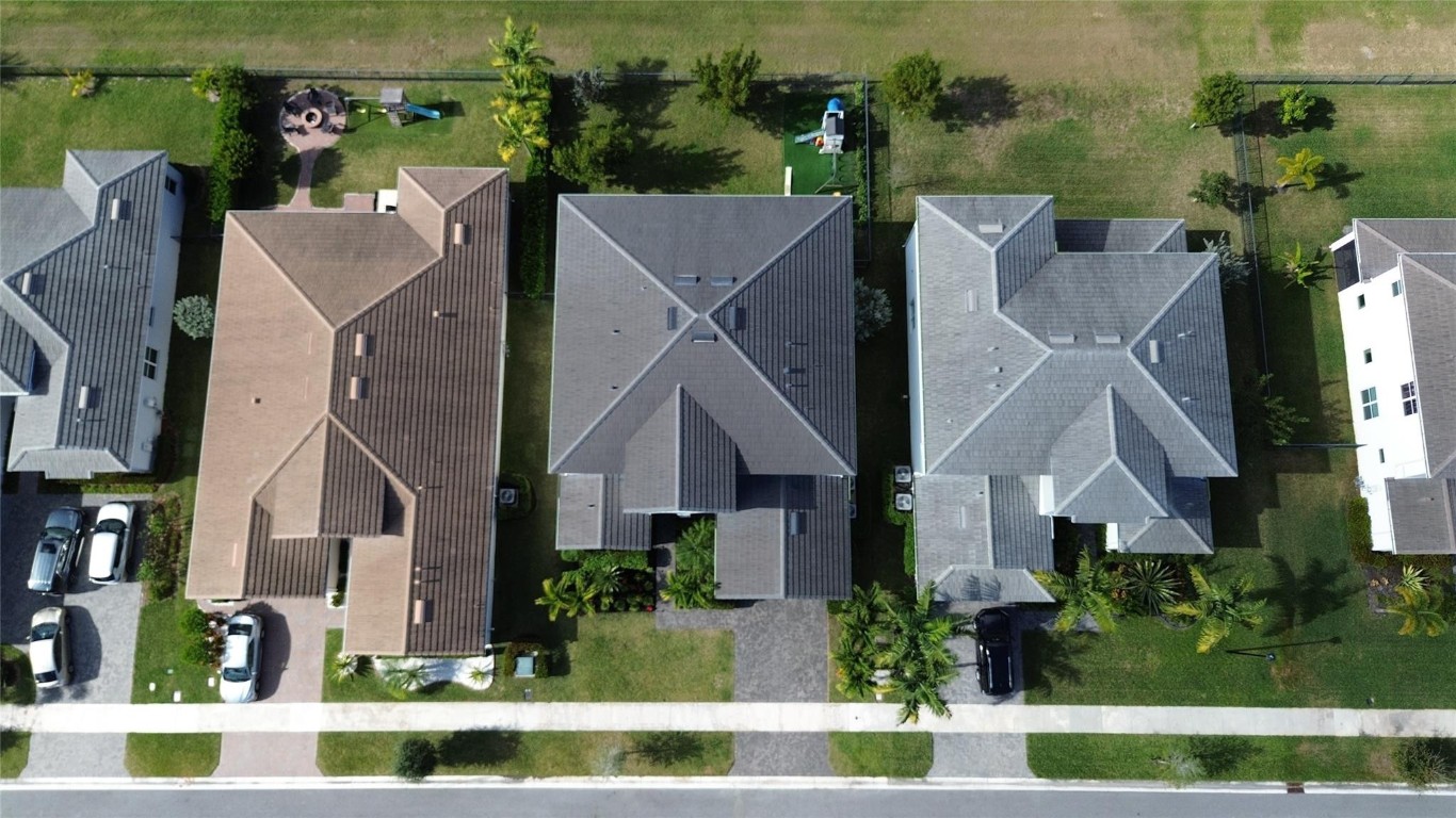 ORCHARDS OF WESTLAKE PHAS - Residential