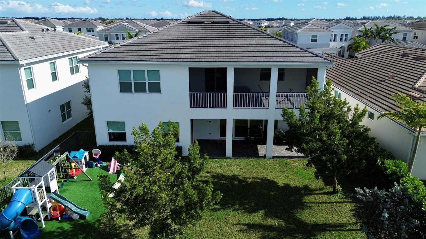 ORCHARDS OF WESTLAKE PHAS - Residential