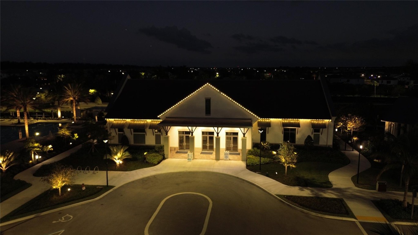 ORCHARDS OF WESTLAKE PHAS - Residential