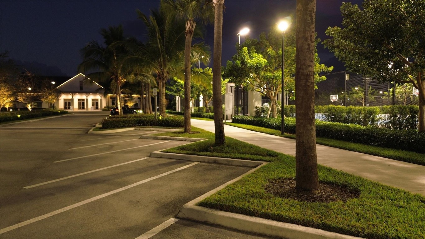 ORCHARDS OF WESTLAKE PHAS - Residential