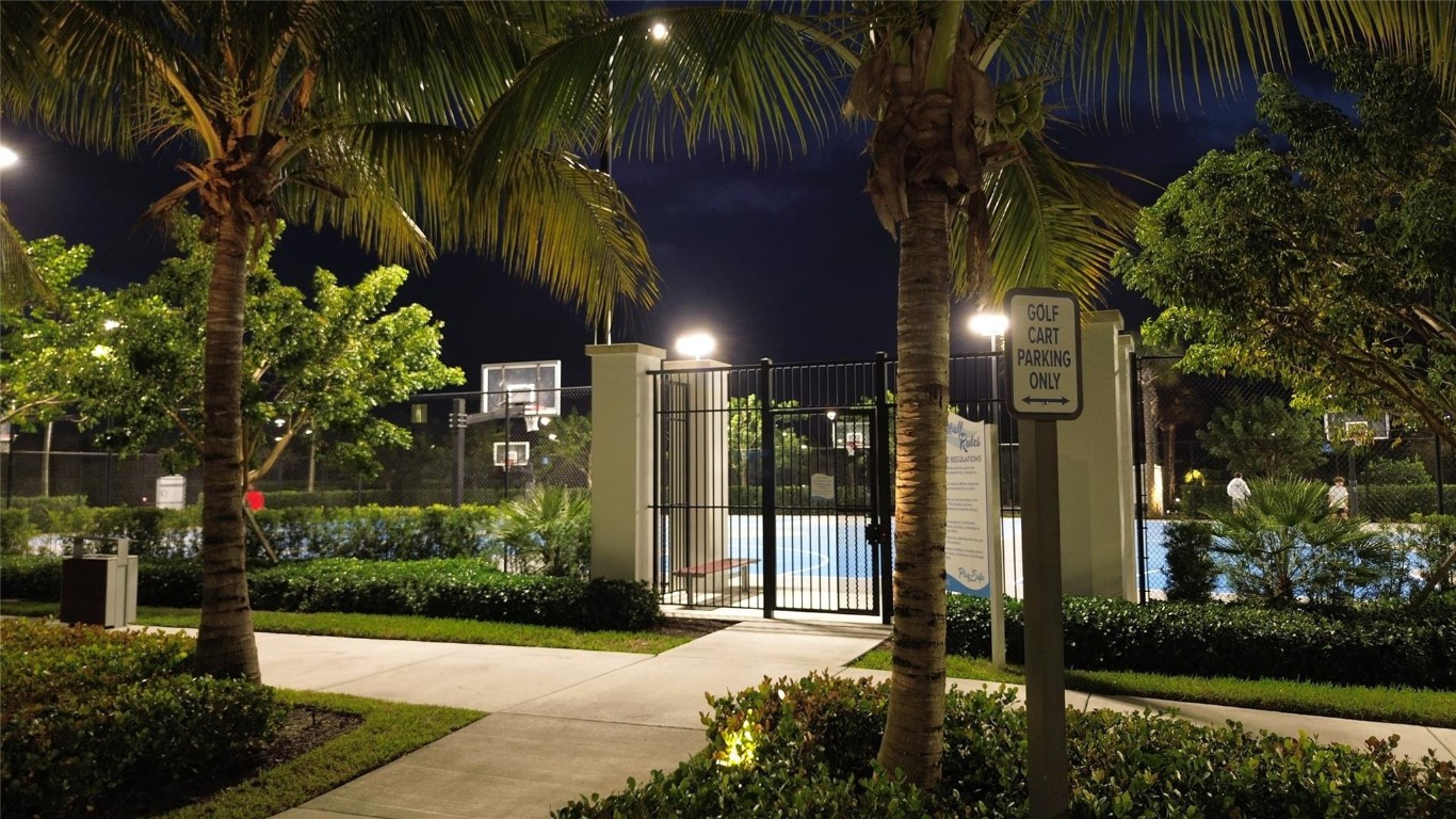 ORCHARDS OF WESTLAKE PHAS - Residential