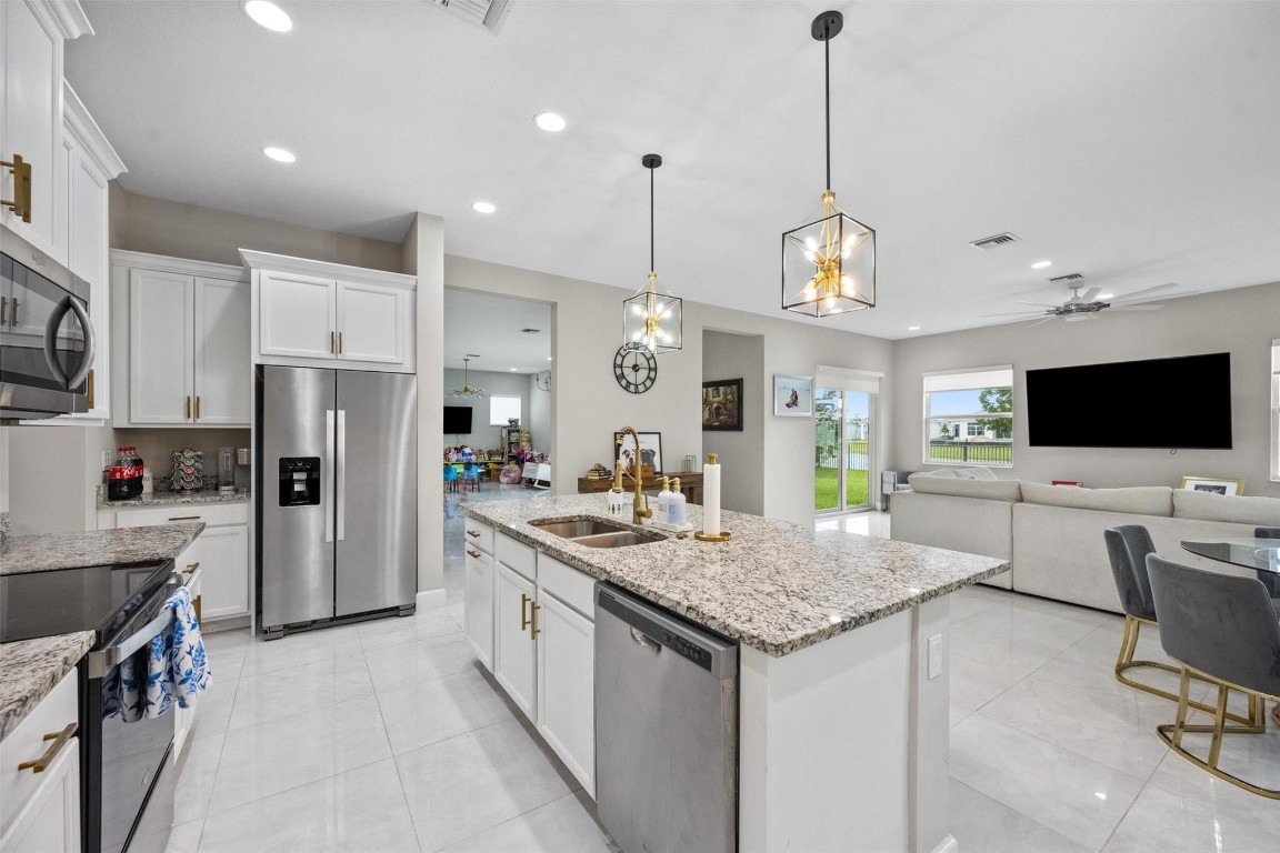 ORCHARDS OF WESTLAKE PHAS - Residential