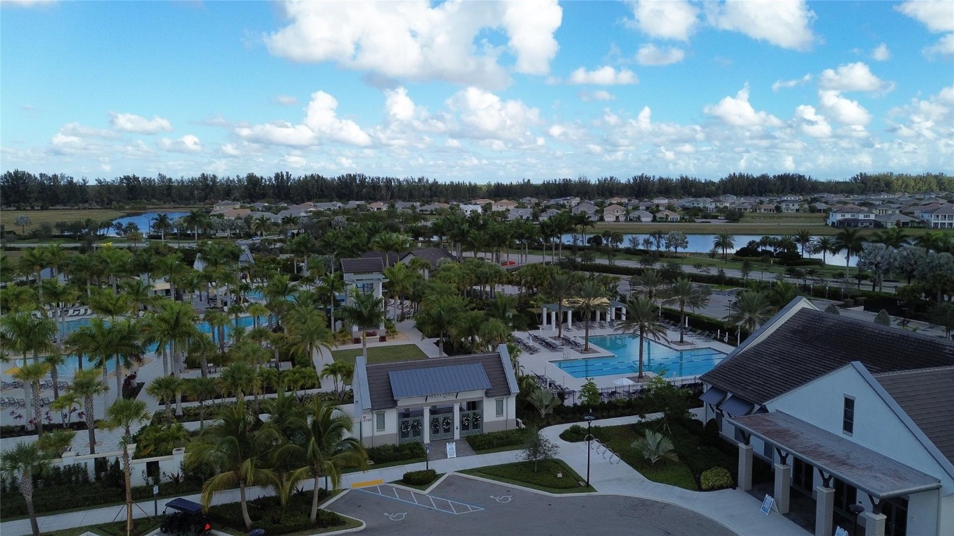 ORCHARDS OF WESTLAKE PHAS - Residential