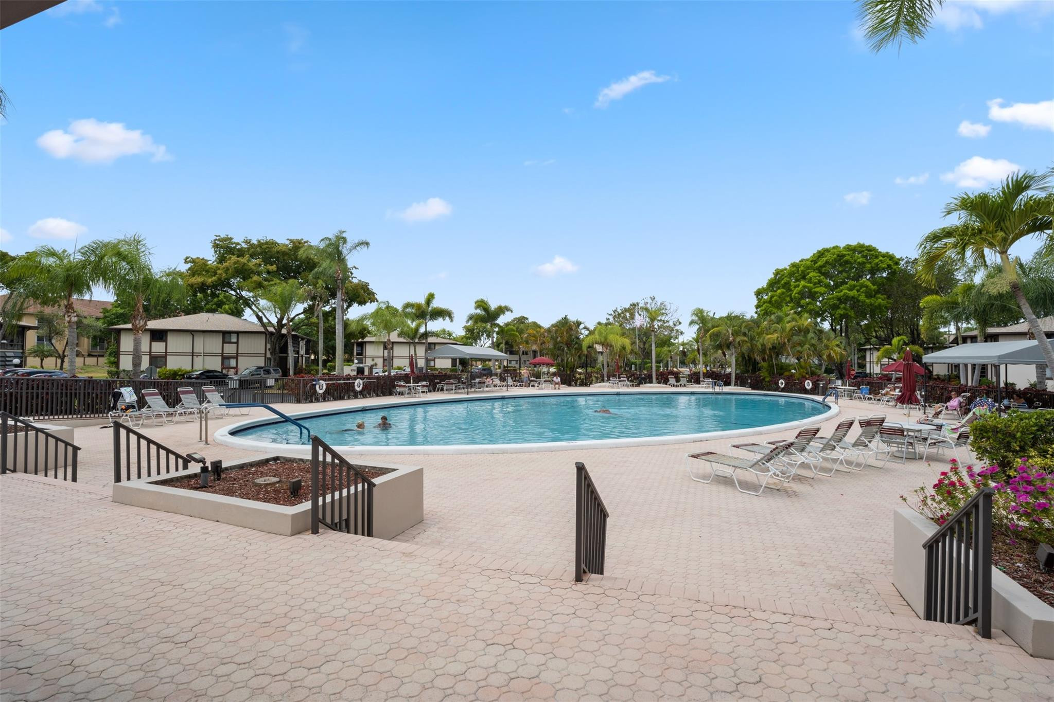 BELFORT CONDOMINIUM F - Residential Lease