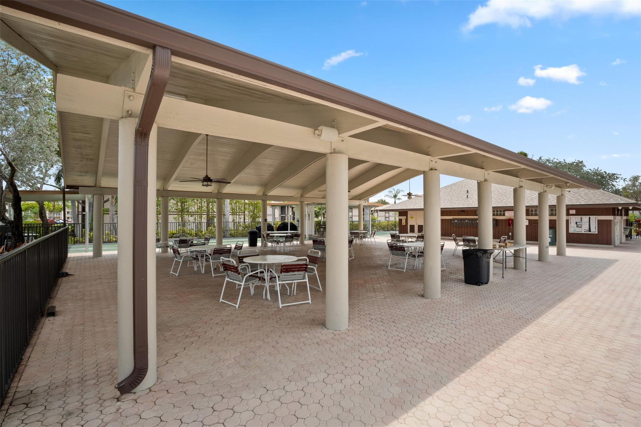BELFORT CONDOMINIUM F - Residential Lease