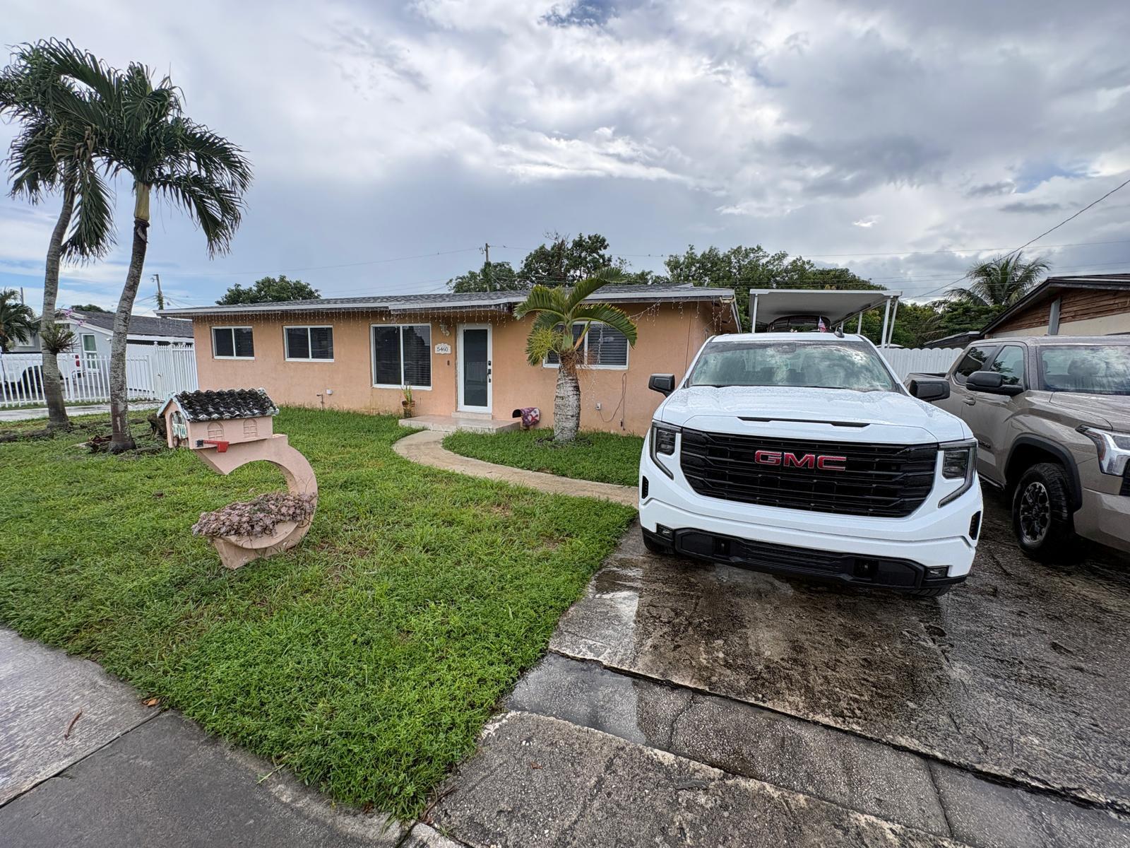 5460 NW 178th Terrace