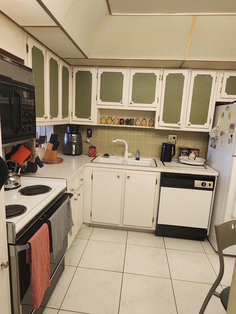 1849 S Ocean Dr 203