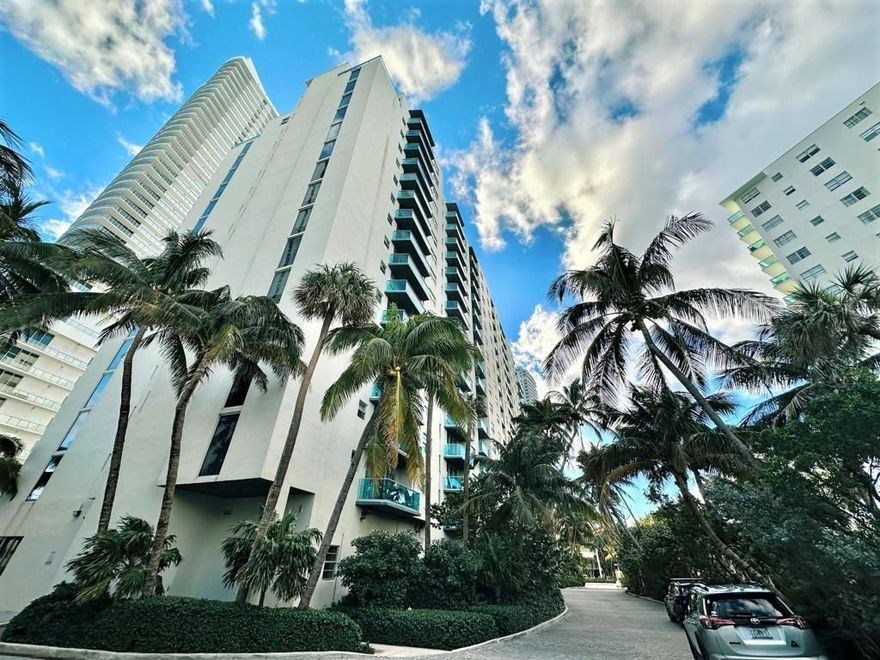 **BEACH FRONT LOCATION**NE Exposure with Ocean Views**TURNKEY VACATION RENTAL UNIT that produces REVENUE immediately**This unit is IDEAL for those looking to live in style by the BEACH & at the same time generate INCOME while away. *SHORT TERM RENTALS Allowed**Strategically LOCATED**SOLID & WELL KEPT BUILDING**Nicely Designed & Updated**Freshly Painted**New Flooring**White Kitchen with Updated Appliances & Granite Counter**Nicely FURNISHED**Minutes To Shopping, Cafes & Restaurants**SHOWING APPOINTMENT REQUIRED**AGENTS PLEASE READ BROKER REMARKS**