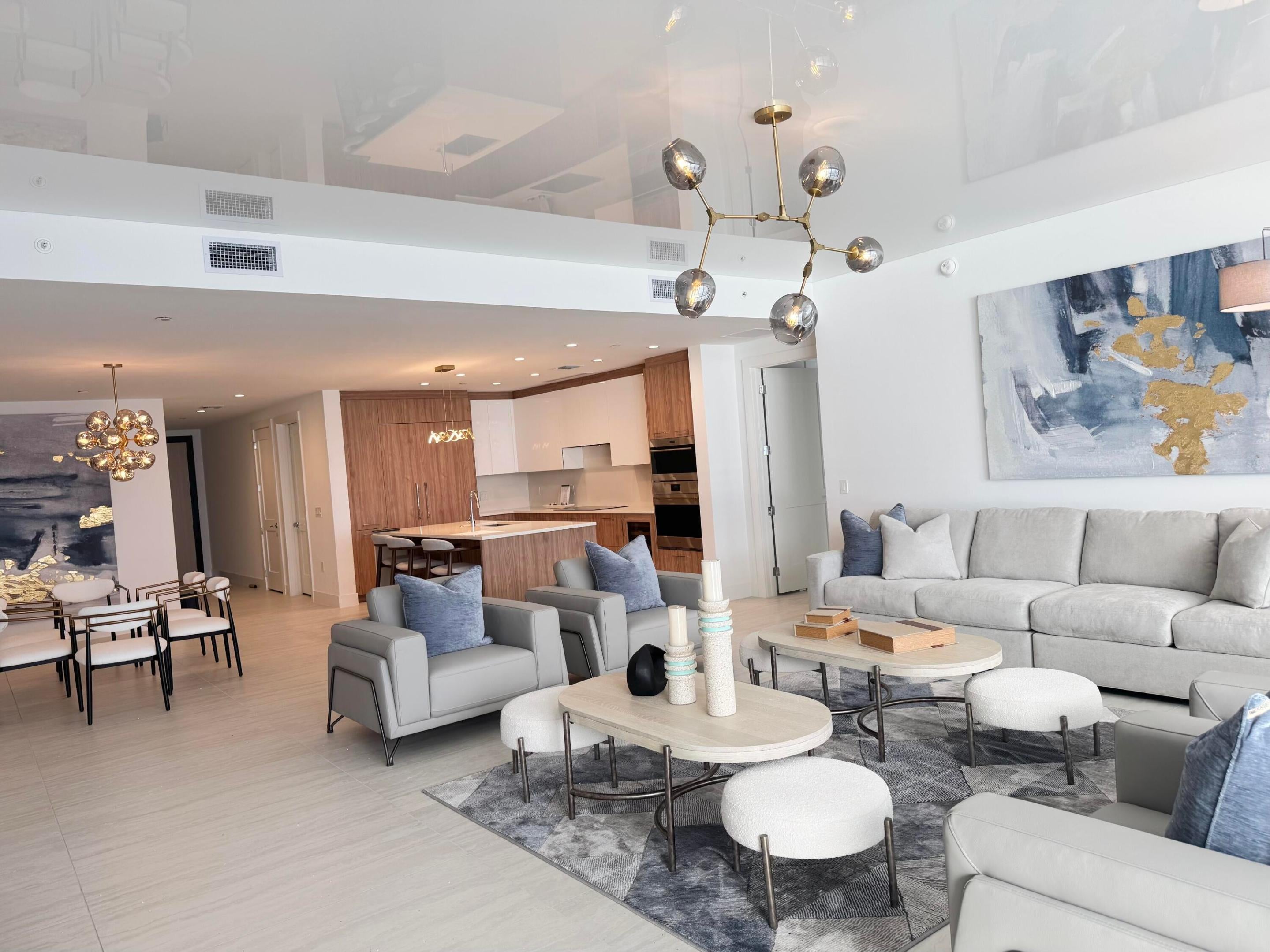 153 N Seabreeze Boulevard 2401-S