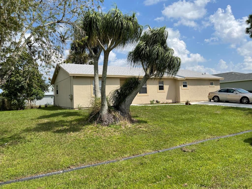 Photo of 3533 SW Rosardo Street, Port Saint Lucie, FL 34953 (MLS # R10744744)