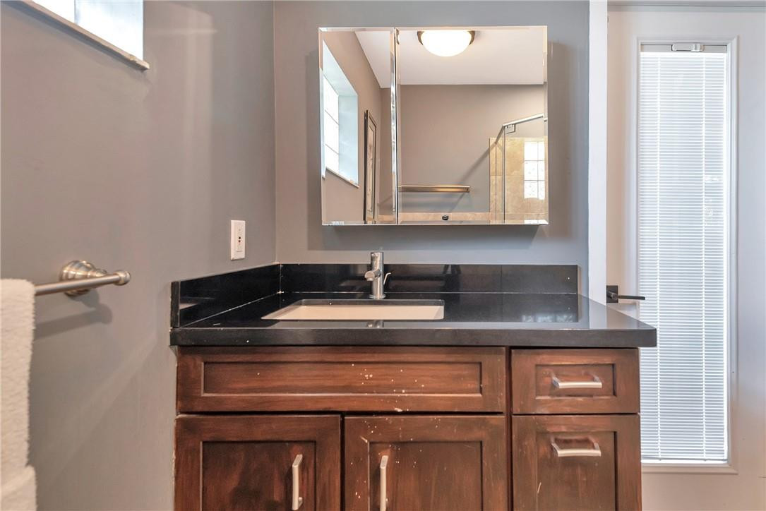 IMPERIAL POINT 5 SEC - Residential Lease