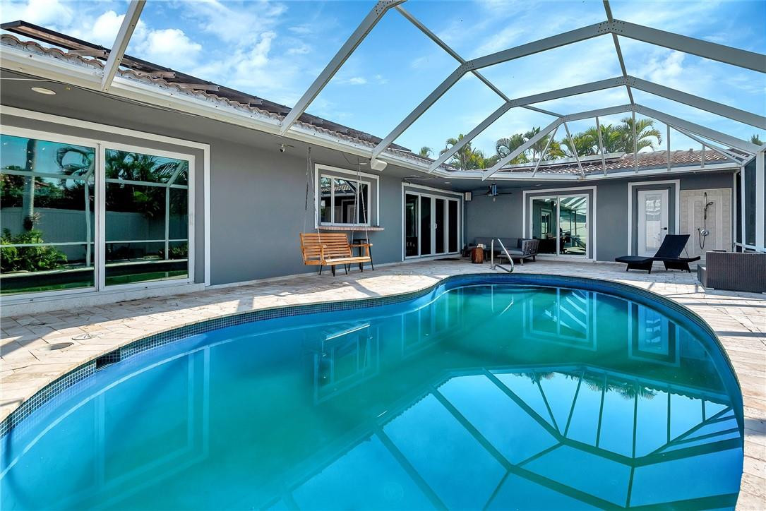 IMPERIAL POINT 5 SEC - Residential Lease