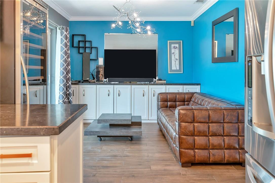 IMPERIAL POINT 5 SEC - Residential Lease