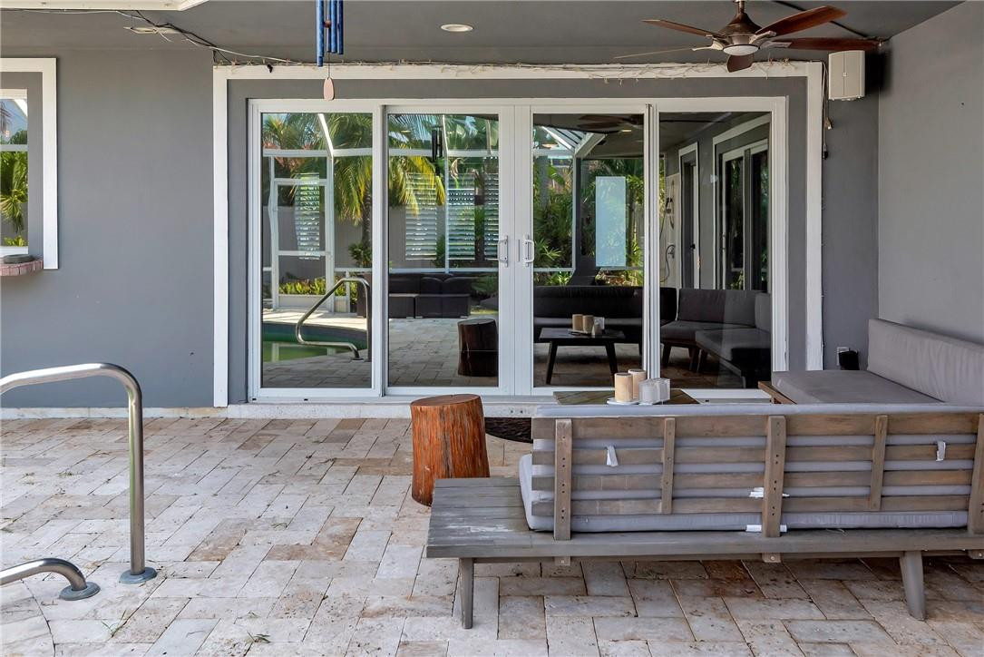 IMPERIAL POINT 5 SEC - Residential Lease