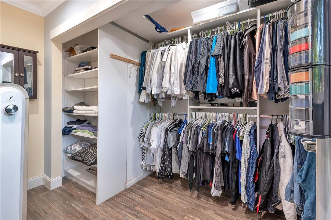 IMPERIAL POINT 5 SEC - Residential Lease