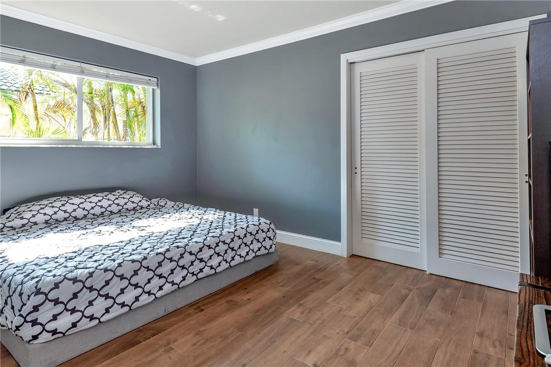 IMPERIAL POINT 5 SEC - Residential Lease