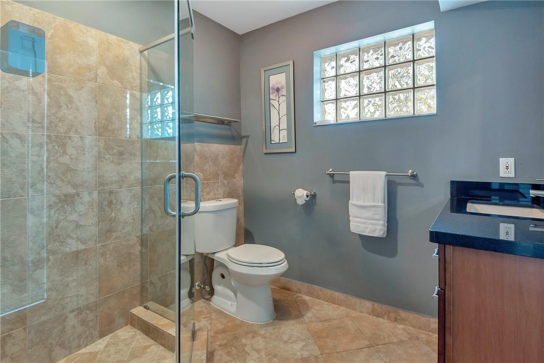 IMPERIAL POINT 5 SEC - Residential Lease