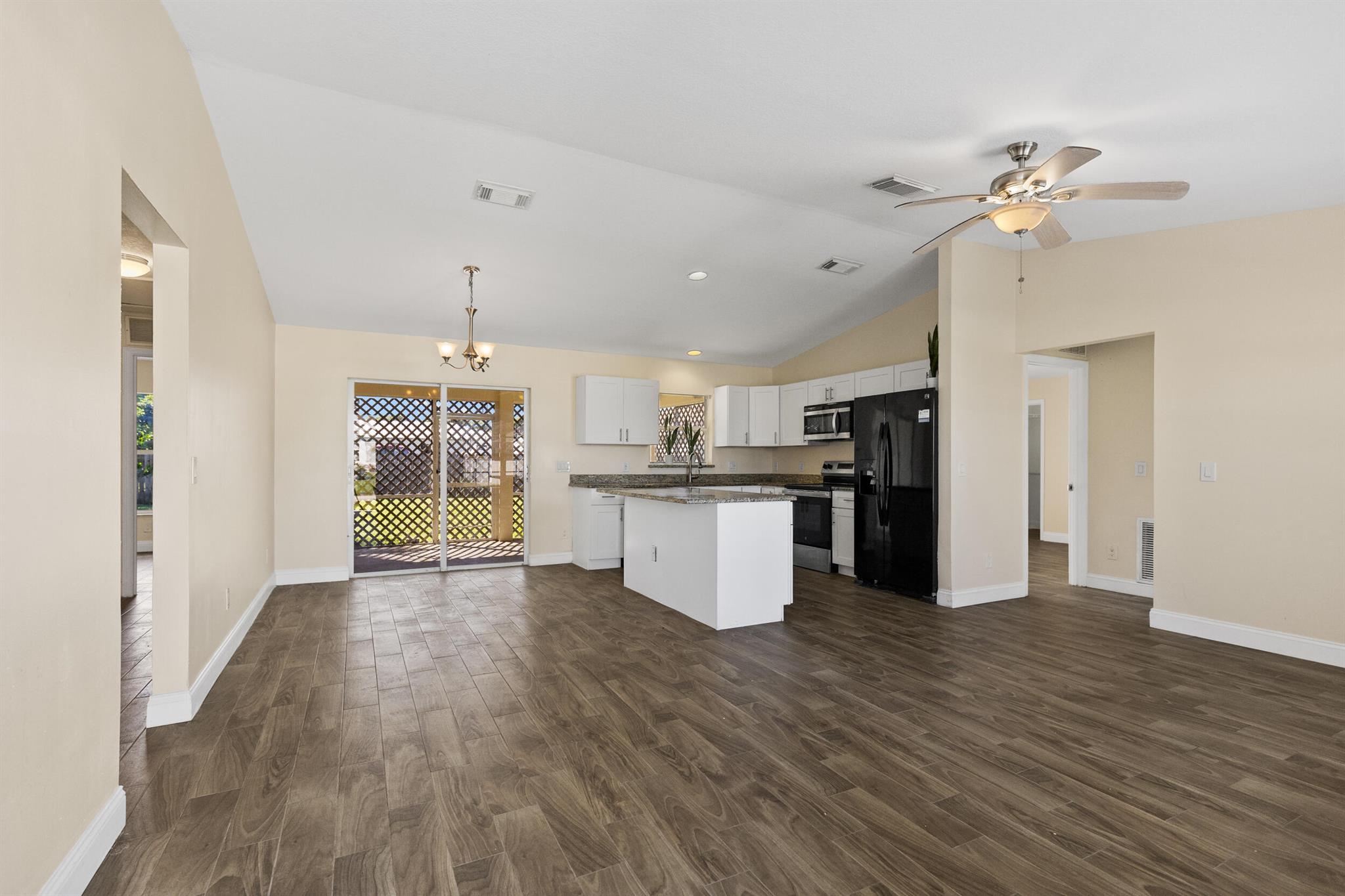 PORT ST LUCIE SECTION 18 - Residential Lease