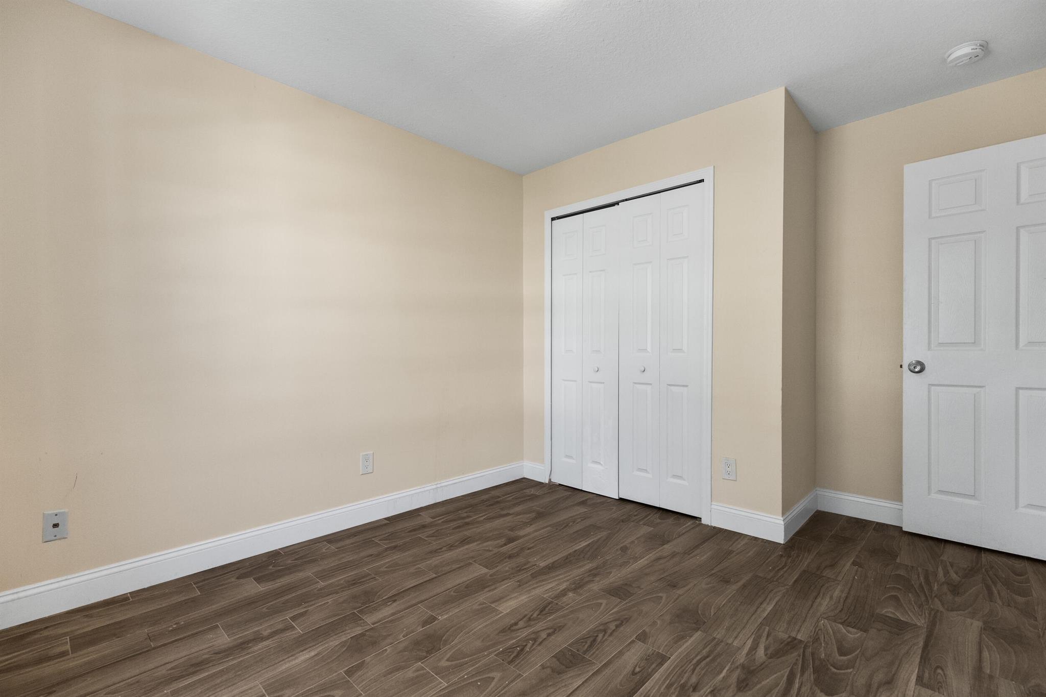 PORT ST LUCIE SECTION 18 - Residential Lease