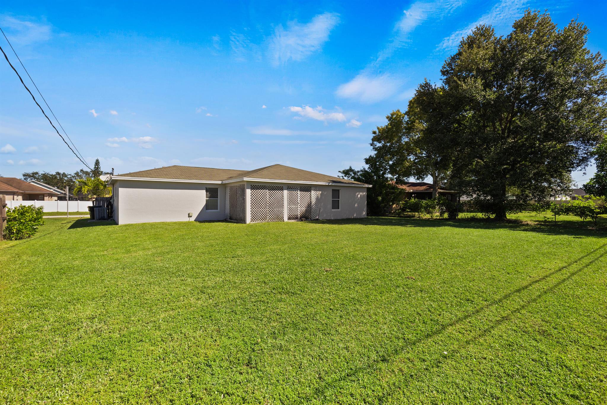 PORT ST LUCIE SECTION 18 - Residential Lease