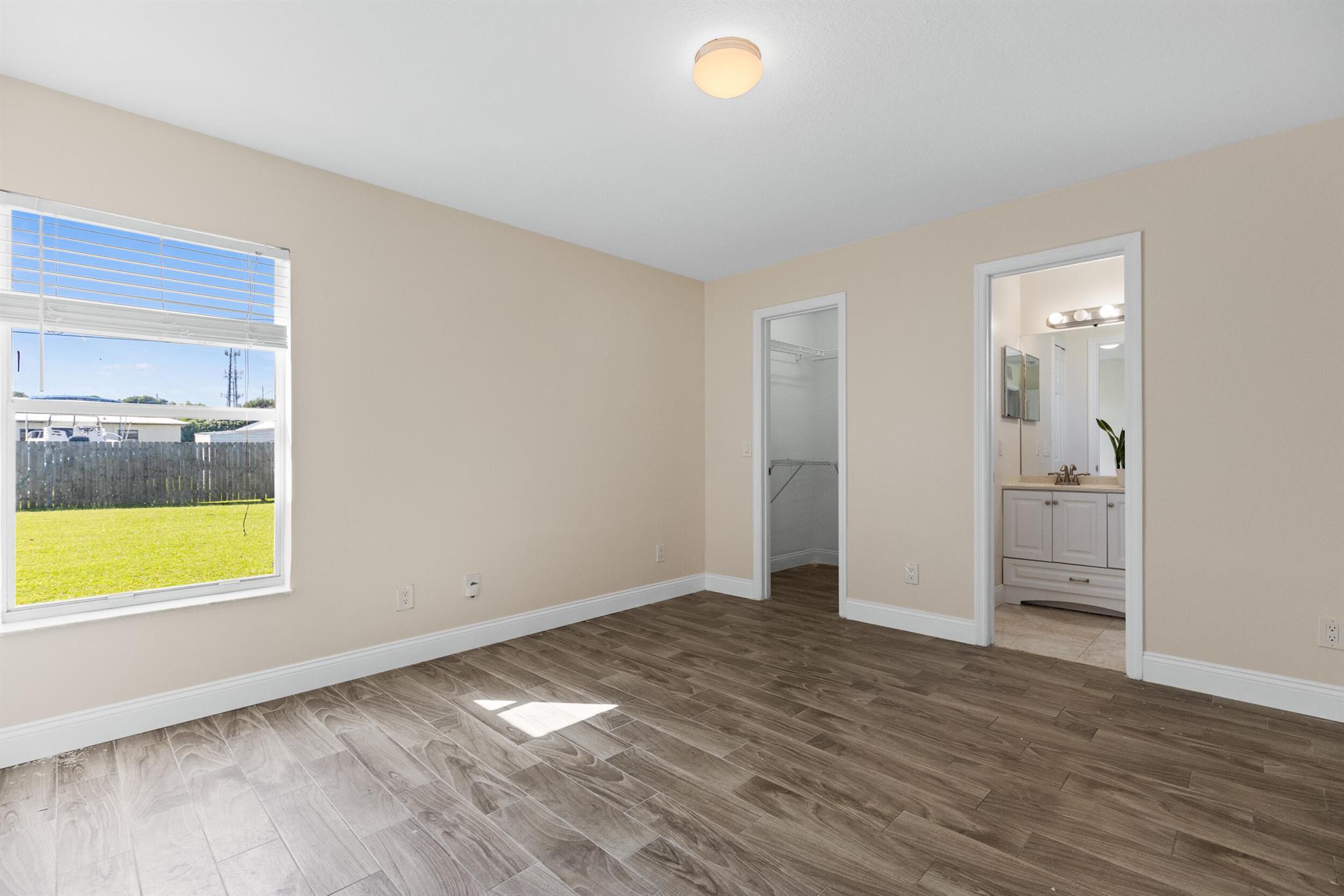 PORT ST LUCIE SECTION 18 - Residential Lease