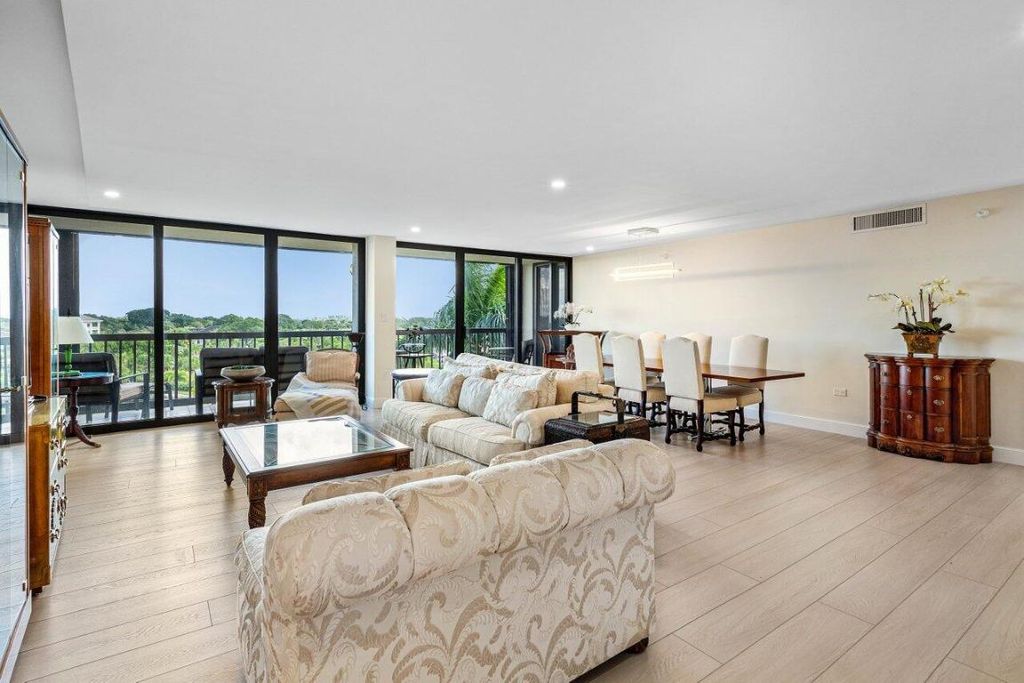 Photo of 2450 Presidential Way #607, West Palm Beach, FL 33401 (MLS # R11158379)