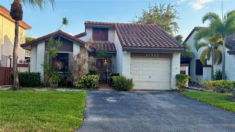 17932 NW 63rd Ct Hialeah FL 33015