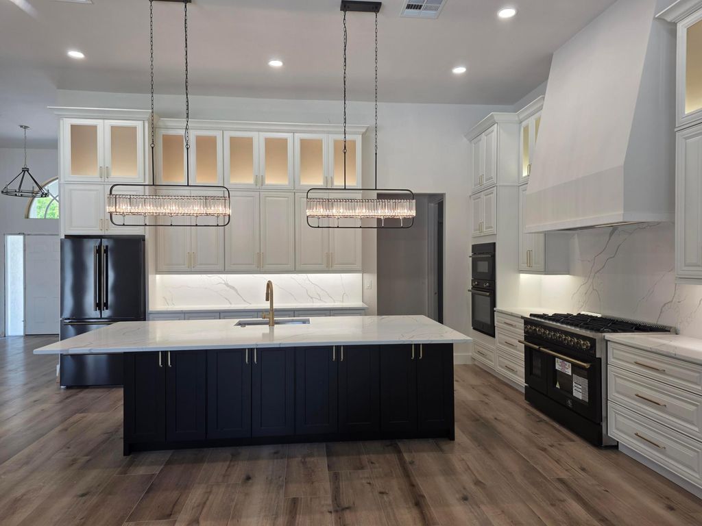 Photo of 10026 SE Buttonwood Way, Jupiter, FL 33469 (MLS # B26011648)