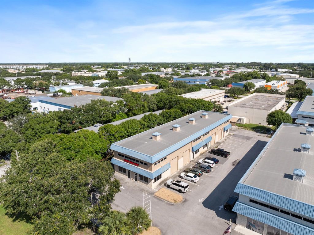 Photo of 3483 SE Lionel Terrace, Stuart, FL (MLS # R11106334)