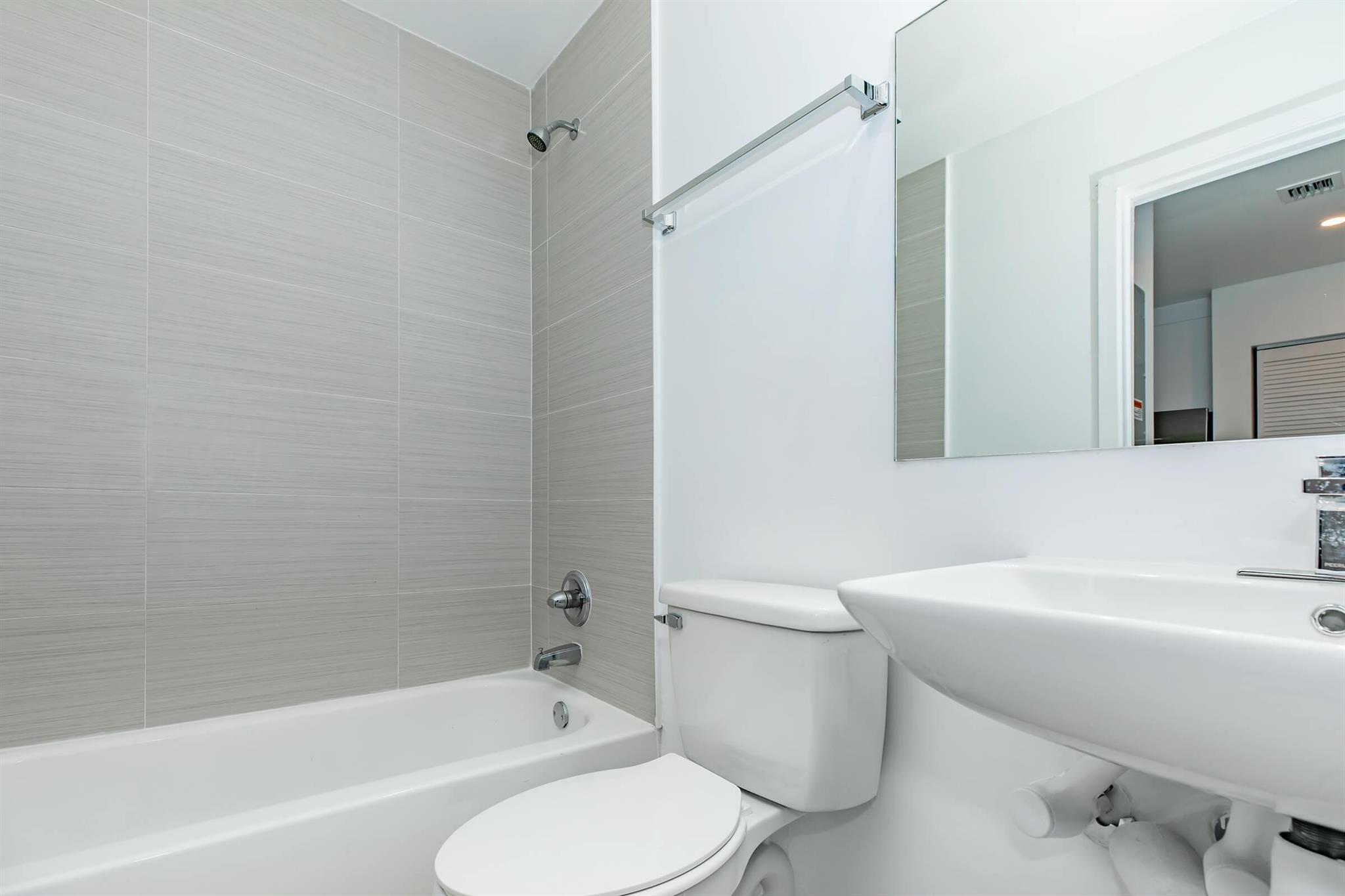 CITY OF MIAMI SOUTH - Residential Lease