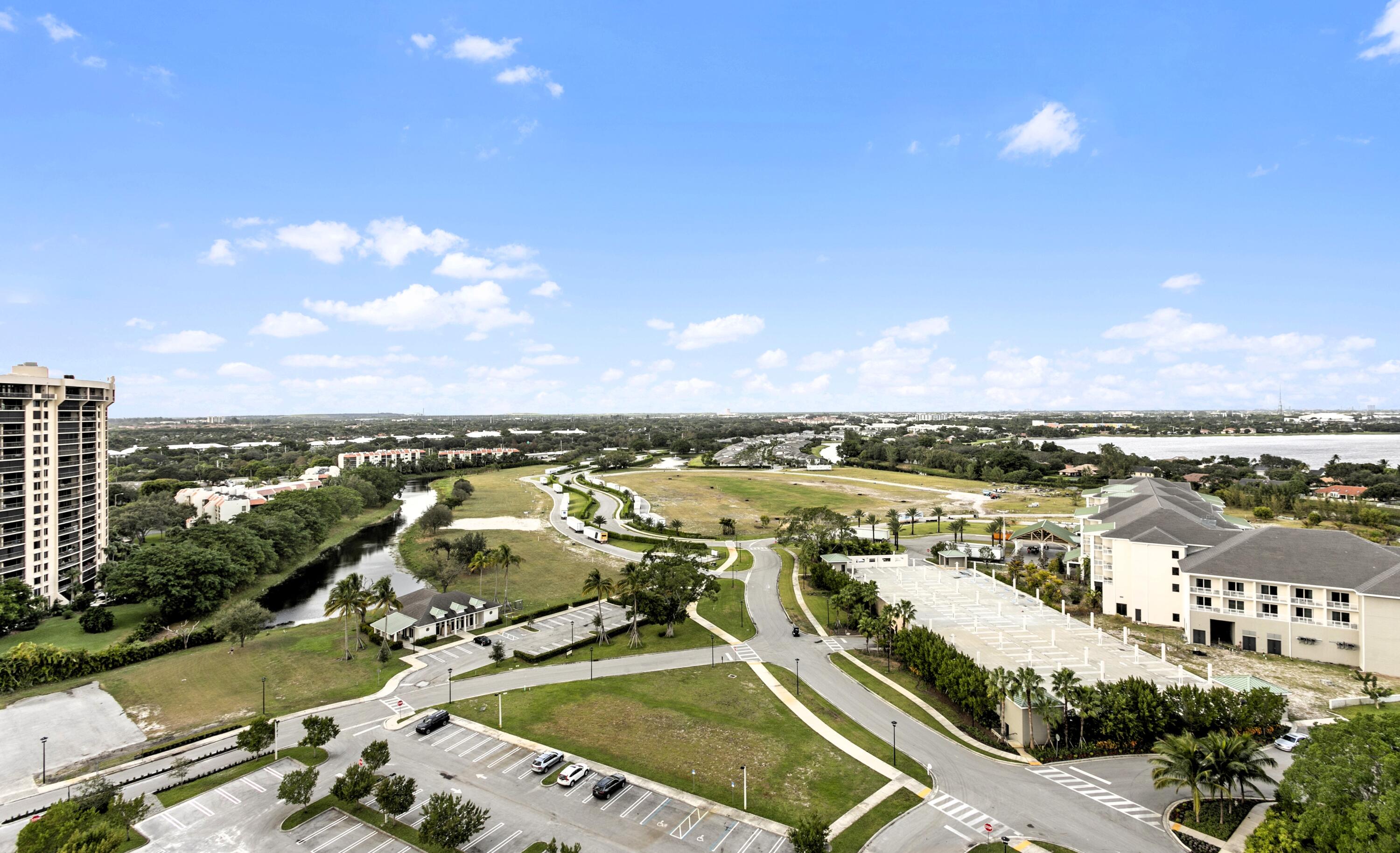 LANDS OF THE PRESIDENT CONDO 3 - Residential Lease